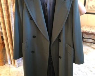 ~Women’s Clothing: An assortment of SPECTACULAR ladies clothing this week.. great names like Giorgio Armani, Escada, Max Mara, Neiman Marcus, Dana Buchman, Judy Hornby, Burberry, Chico’s, Casa Lopez, Ropa, Tahari, Gian Marco Marunti, Just Cavalli, Christian LaCroix, Emanuel, St John, Travilla, Ralph Lauren, Gap, Free People, Del Ann’s, Michael Stars, Oscar De La Renta, LaFayette 148, Jones New York and many more.. (size S/M).. shoes from Yves Saint Laurent, Jimmy Choo, Prada, Moda, Donald J Pliner, Via Spiga, Madden Girl, Fergalicious, Guess, Jessica Simpson, Anne Klein, Michael Kors, Stuart Weitzman, Kate Spade to Vans, Merrell, Sketchers, Asics and many, many others (size 9ish).. bags from Valentino, Gucci, Coach, Bottega Veneta, Vicenza, Mary Frances, Donald Pliner, Yellowstone Leather, Via Spega, Badgley Mischka, Erik Javits, Jessica Simpson, Hammitt, Furla, Lauren Merkin, Lauren Merkin, Prada, Tods, Cole Haan, Tahari, Judith Leiber, Stefan Bravo, Dr Yang, Prada, Brahmin, Carlos Fa