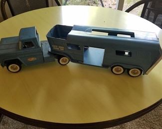 Strutco Truck and horse trailer