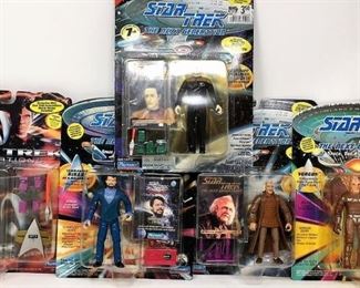 https://connect.invaluable.com/randr/auction-lot/star-trek-generations-lieutenant-commander_51545A082A