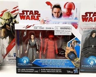 https://connect.invaluable.com/randr/auction-lot/star-wars-the-last-jedi-force-link-rey-praetorian_0D94D8CA0E