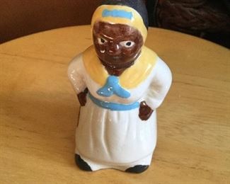 Black Americana pie bird 