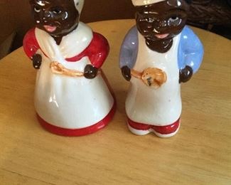 Black Americana salt and pepper shakers 