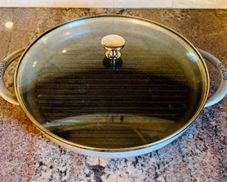 $60 - Staub griddle pan with lid.  12"D without handles.