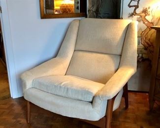 Dux upholstered armchair 