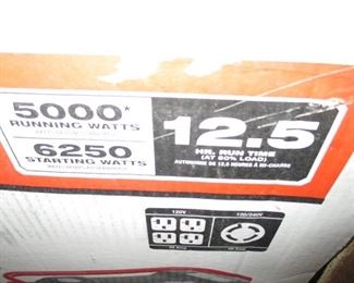 Homelite Brand New In Box Portable Generator 5000 Running Watts /62500 Starting Watts 12.5 Hr. Run Time
