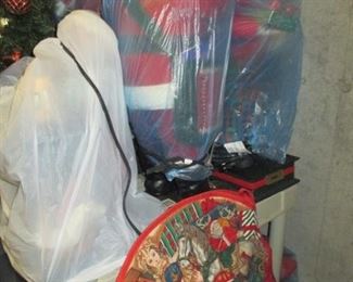 Tons of Better Holiday Decorations