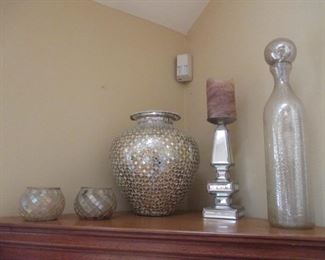 Accent Decorative Separates