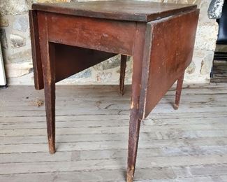 29h x  36w x 49d (extended)