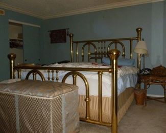 Kingsize Brass Bed..Really Nice!