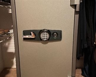 Large floor safe
