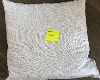 #190) $8 - Various Accent Pillows.  