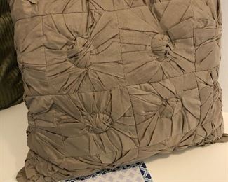 #205) $8 - Various Accent Pillows.