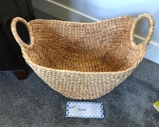 #223) $15 - Woven basket. 
