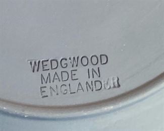 Wedgwood Black Gold Mother Plate	6.5in Diameter