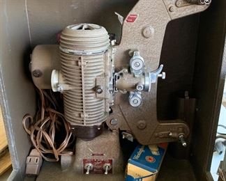 Bell & Howell Filmo 8mm Projector		
