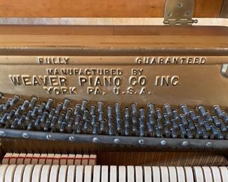 Weaver Spinet Piano Curly Maple VERTI MIGNON 42.75x60x24in HxWxD