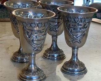 4pc Hazorfim 800 Silver 4.25in Judaica Kiddush Cup w/ Grape Border 4.25in H x 2.5in Diameter at top 152 grams of 800 silver