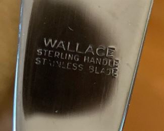 50pc Wallace Grand Baroque Sterling Silver Flatware Set 1886 grams of Sterling , 682 grams of sterling/steel
