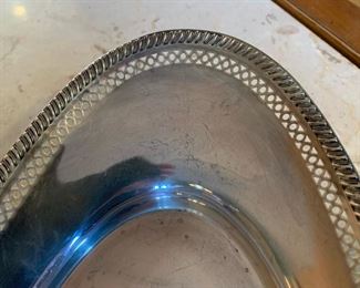 Sterling Silver pierced Serving Dish 1.75x 11.5x6in 220 grams