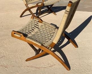 2pc MCM Danish Modern Hans Werner Style Rope Folding Chairs (Yugoslavia) 31x24x28in
