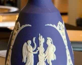 Wedgwood Jasperware Dark Blue 5in Vase 5.25in H x 3in Diameter