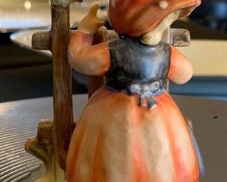 Hummel Figurine Signs of Spring 203 2/0 1948 4x3x2in