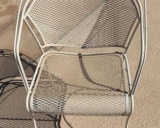 Vintage Meadowcraft Wrought Iron Mesh Patio Table w/ 4 Chairs 48 inch diameter table top