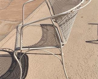 Vintage Meadowcraft Wrought Iron Mesh Patio Table w/ 4 Chairs 48 inch diameter table top