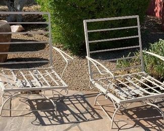 2pc Vintage Wrought Iron Spring Patio Chairs 32 x 30 x 26 HxWxD