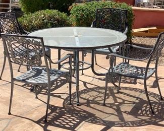 Aluminum Patio set Table w/ 4 Chairs 49 inch diameter