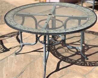 Aluminum Patio set Table w/ 4 Chairs 49 inch diameter