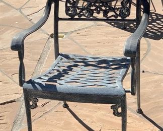 Aluminum Patio set Table w/ 4 Chairs 49 inch diameter