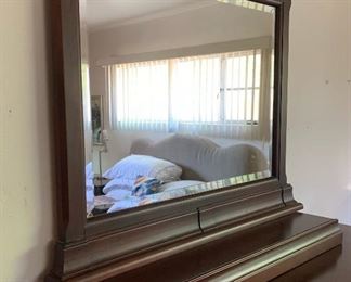 Traditional Dark Wood 13 Drawer Dresser 44x58x20.5in HxWxD