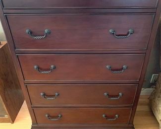 Traditional Dark Wood 6-Drawer Dresser 58x40x20in HxWxD