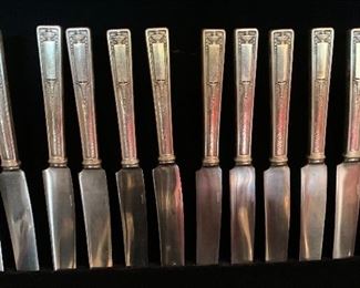 58 pc Wallace Buckingham Silverplate Flatware Set