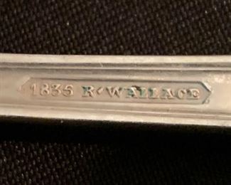 58 pc Wallace Buckingham Silverplate Flatware Set
