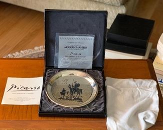 Sterling Silver Picasso Don Quixote De La Mancha Geo Washington Mint 8in Diameter 6oz sterling silver