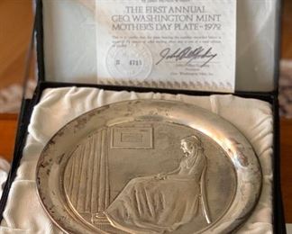 1972 Washington Mint Sterling Silver Mother’s Day Plate 8in Diameter Plate 270 grams sterling