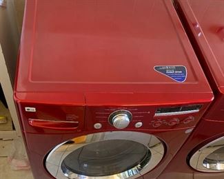 LG 27IN 3.6 CU ft Front Load Washer WM2301HR 39x27x32in HxWxD