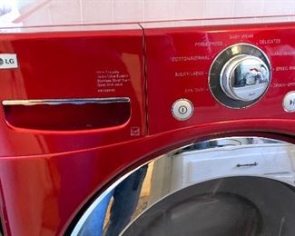 LG 27IN 3.6 CU ft Front Load Washer WM2301HR 39x27x32in HxWxD