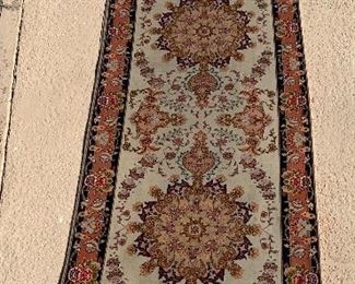10ft Pakistan Hand Knotted Fine Rug Runner 124x 33in