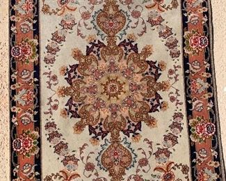 10ft Pakistan Hand Knotted Fine Rug Runner 124x 33in