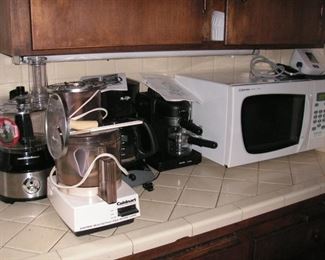 Kitchen appliances