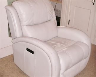 Belkin electric recliner