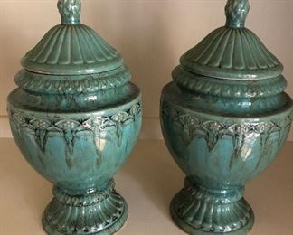 2X DECORATIVE VASES
LIKE NEW CONDITION APPROXIMATELY 15 1/2” TALL BASE 6 1/2” WIDE
