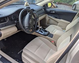 2014 Toyota Camry LE- 48,481 miles
