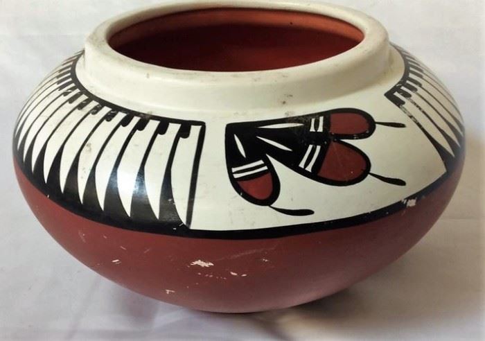 https://connect.invaluable.com/randr/auction-lot/native-american-indian-acoma-pottery-signed-koyote_6024000B15