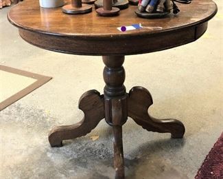 Oak Table