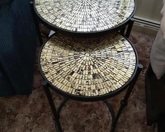 ROUND TILE SIDE TABLE