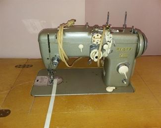 Pfaff Sewing Machine - 1950's